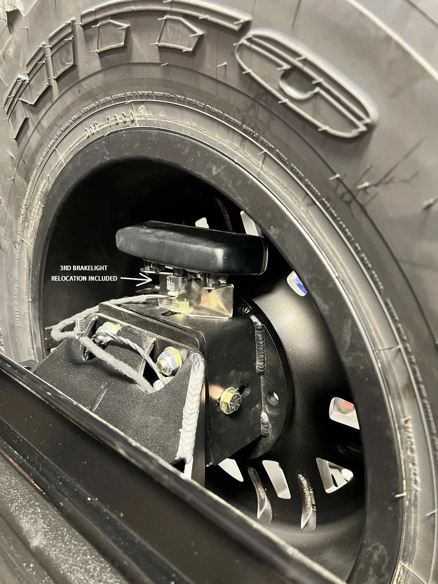 JEEP WRANGLER HEAVY DUTY HINGED SPARE TIRE CARRIER FOR JL/JLU - Image 6