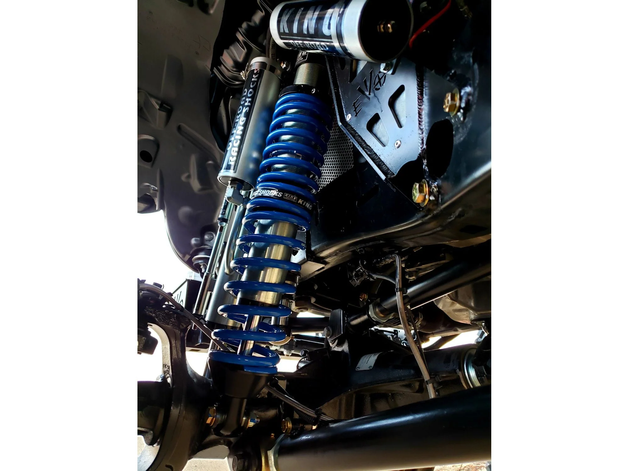 JLU KING Front 3-5 Inch front 2.5 Inch Double Throwdown Rear 2.5 Inch Coilover Bypass HC Long Arm PRO PLUS, BLACK, 4 Door 2.0 or 3.6L Gas JEEP WRANGLER - Image 7