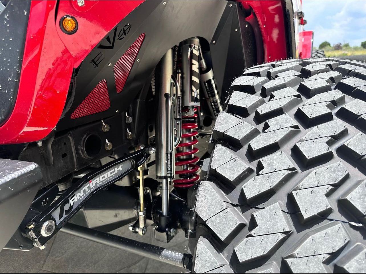 JLU KING Front 3-5 Inch front 2.5 Inch Double Throwdown Rear 2.5 Inch Coilover Bypass HC Long Arm PRO PLUS, BLACK, 4 Door 2.0 or 3.6L Gas JEEP WRANGLER - Image 8